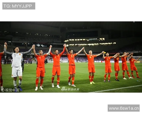 成都羽毛球队比赛经验引发热议球迷对战术和表现的不同看法分析 成都羽毛球队比赛经验引发热议球迷对战术和表现的不同看法分析