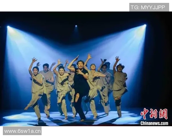 武汉街舞队的团队协作与默契共舞探索之旅 武汉街舞队的团队协作与默契共舞探索之旅